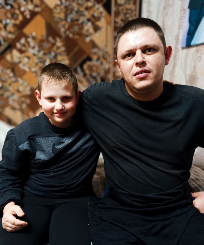 В рамках празднования Дня отца в Ботиевской библиотеке состоялась увлекательная онлайн-фотоакция «Папа рядом — счастье в кадре!» В рамках празднования Дня отца в Ботиевской библиотеке состоялась увлекательная онлайн-фотоакция «Папа рядом — счастье в кадре!»