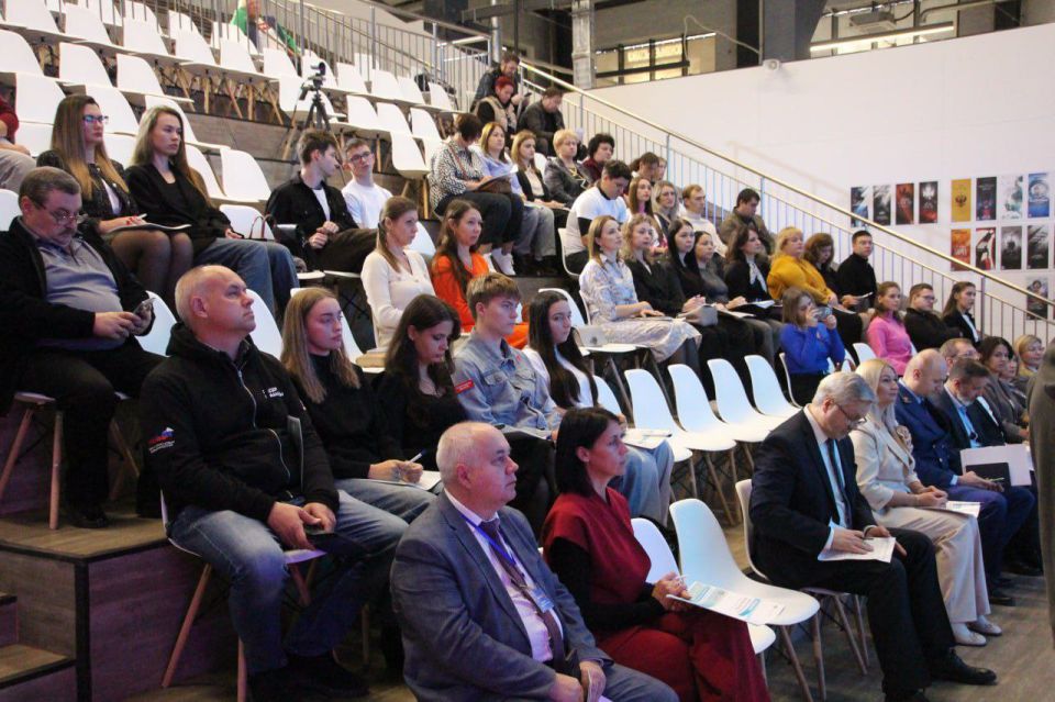 Министерство культуры Запорожской области активно поддержало проведение Недели финансовой грамотности, которая проходила в регионе с 13 по 17 октября Министерство культуры Запорожской области активно поддержало проведение Недели финансовой грамотности, которая проходила в регионе с 13 по 17 октября