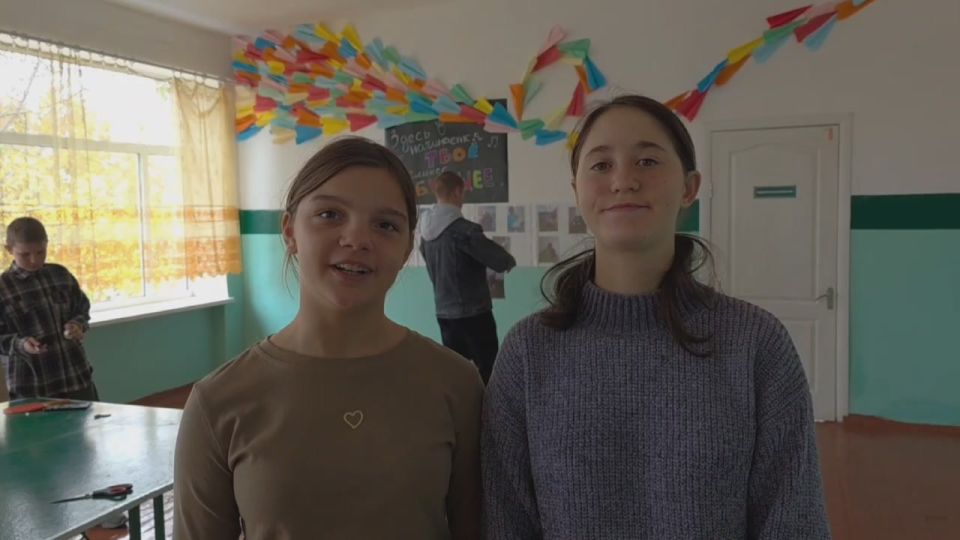 Друзья, с гордостью и теплотой в сердце сообщаем, что в Менчикурской СОШ им. А. Яковенко успешно завершился «Марафон добрых дел»! Несколько дней подряд наша школа жила в особом ритме — ритме заботы, вежливости и взаимовыручки