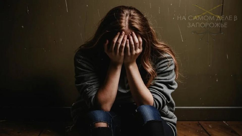 12-летнюю девочку из Приморского района систематически избивал сожитель матери