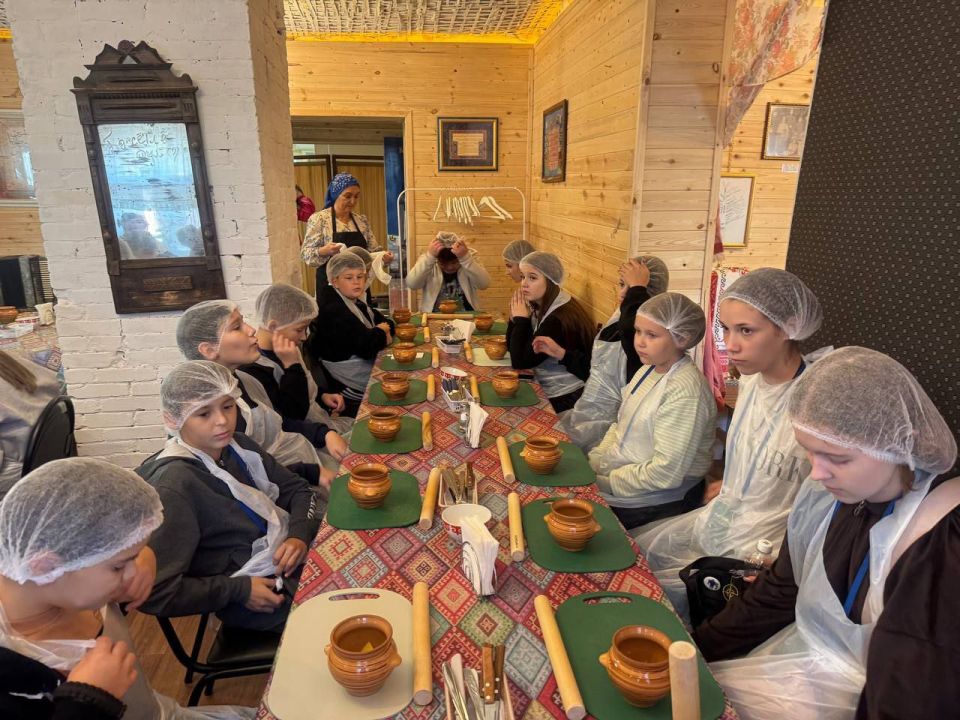 Дети из Запорожской области побывали в Казани в рамках федеральной программы «Культурная карта 4+85» Дети из Запорожской области побывали в Казани в рамках федеральной программы «Культурная карта 4+85»