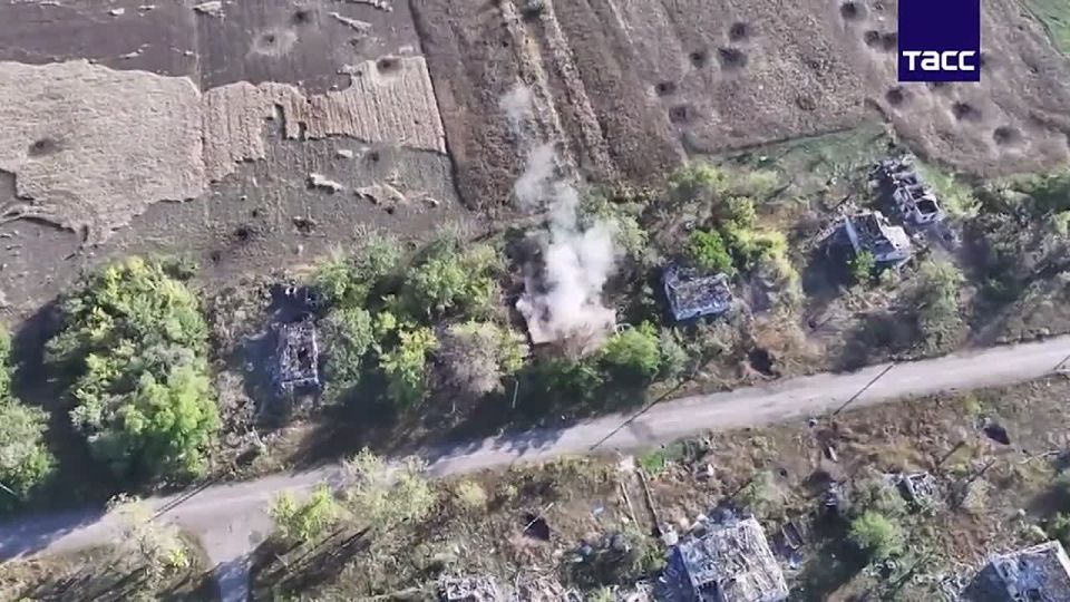 Кадры освобождения Ленино в ДНР — ещё один "населённик" вернулся домой!