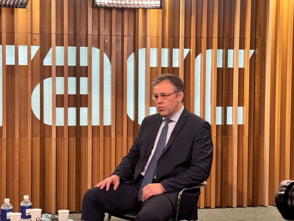 Прямой эфир с Родионом Мирошником