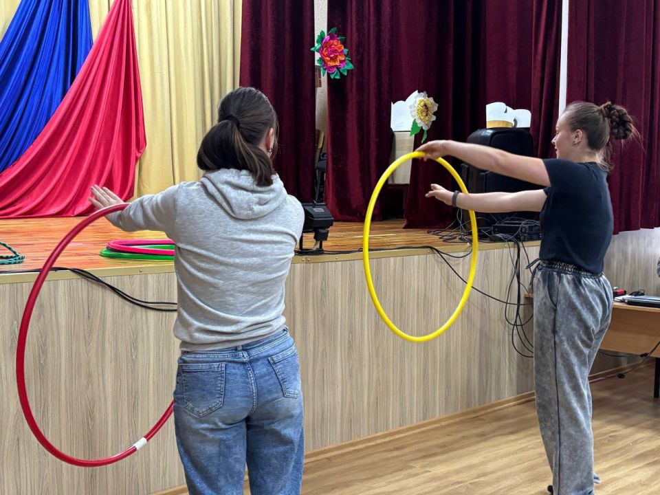 Областной центр искусств и народного творчества начал продуктивное сотрудничество с Мелитопольской специальной общеобразовательной школой-интернатом «Гармония» Областной центр искусств и народного творчества начал продуктивное сотрудничество с Мелитопольской специальной общеобразовательной школой-интернатом «Гармония»