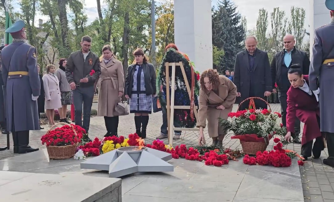 1 Мелитополь чтит память освободителей