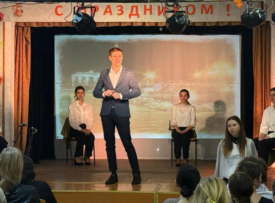 В Мелитопольском колледже культуры и искусств состоялась театрально-музыкальная композиция «Я помню город под фашистским сапогом», посвящённая дню освобождения города Мелитополь В Мелитопольском колледже культуры и искусств состоялась театрально-музыкальная композиция «Я помню город под фашистским сапогом», посвящённая дню освобождения города Мелитополь