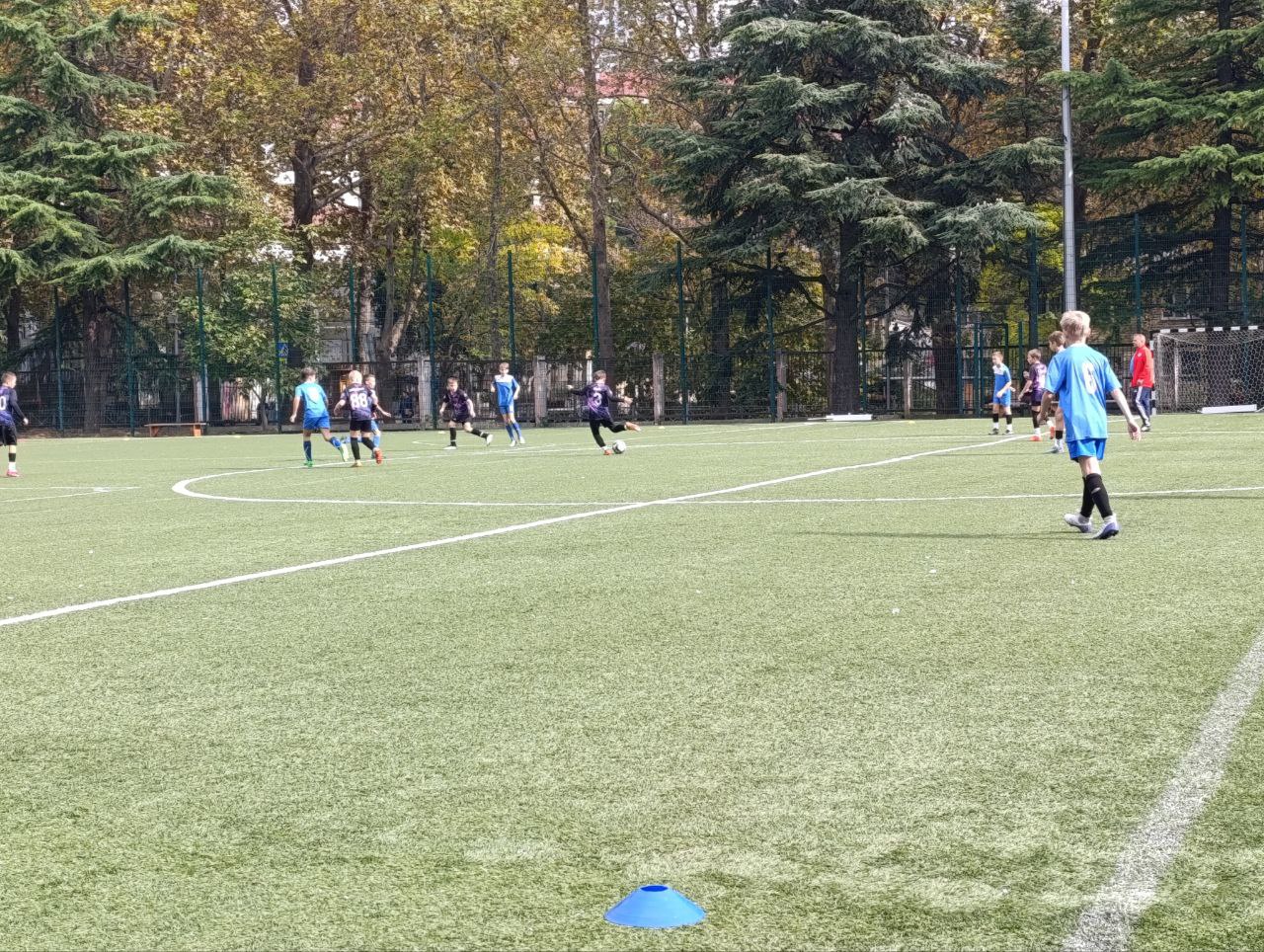 19 и 22 октября прошли игры очередного тура физкультурного мероприятия "ПЕНАЛЬТИ.РФ" по футболу, посвященном 80-летию Победы в Великой Отечественной войне 1941-1945 гг 19 и 22 октября прошли игры очередного тура физкультурного мероприятия "ПЕНАЛЬТИ.РФ" по футболу, посвященном 80-летию Победы в Великой Отечественной войне 1941-1945 гг