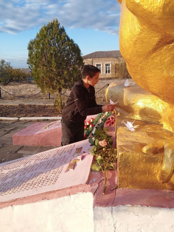 Ежегодно 22 октября в России отмечают "День Белых журавлей " Ежегодно 22 октября в России отмечают "День Белых журавлей "