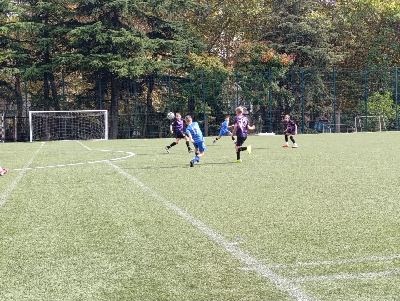 19 и 22 октября прошли игры очередного тура физкультурного мероприятия "ПЕНАЛЬТИ.РФ" по футболу, посвященном 80-летию Победы в Великой Отечественной войне 1941-1945 гг 19 и 22 октября прошли игры очередного тура физкультурного мероприятия "ПЕНАЛЬТИ.РФ" по футболу, посвященном 80-летию Победы в Великой Отечественной войне 1941-1945 гг