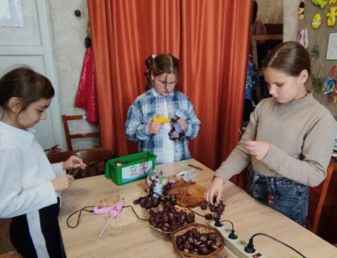 День каштана (Праздник каштана) отмечают по-разному в зависимости от страны День каштана (Праздник каштана) отмечают по-разному в зависимости от страны