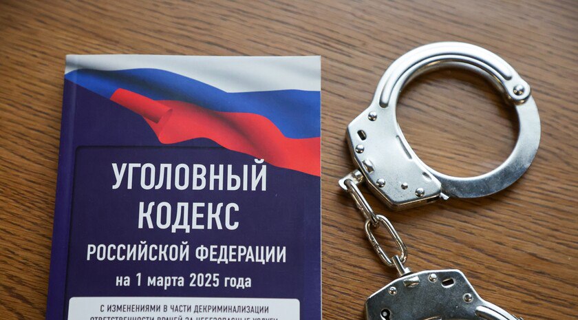 Под стражей. Глава АСВ и экс-глава Ростова-на-Дону стали обвиняемыми по уголовным делам