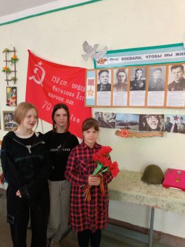 Воспитанники Михайловского Центра детского творчества чтут память освободителей края от немецко-фашистских захватчиков