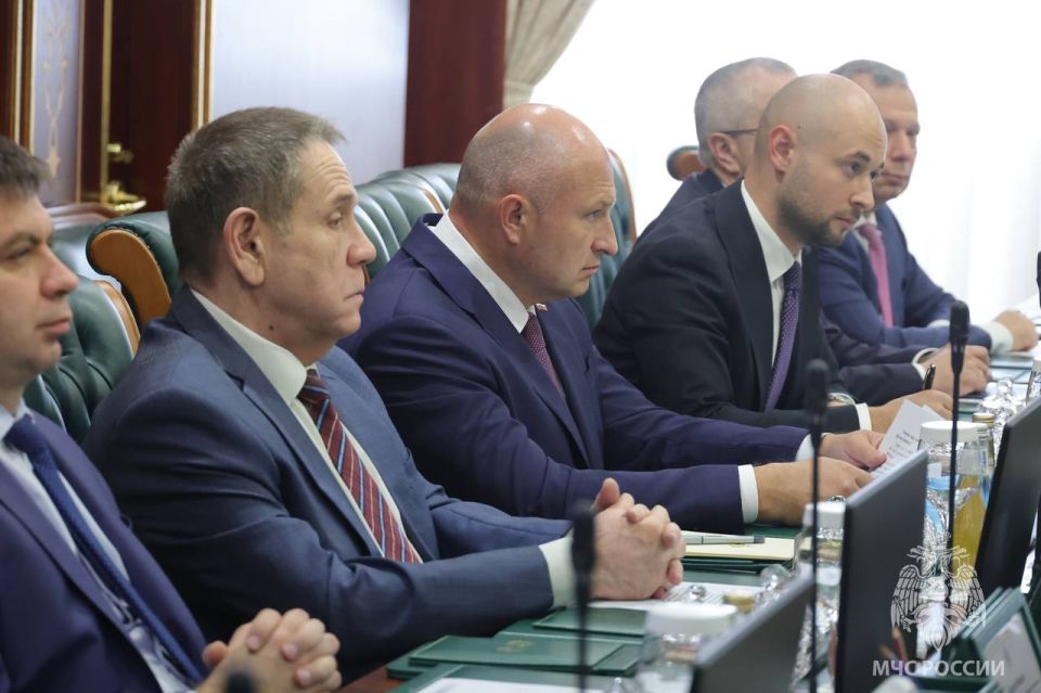 Глава МЧС России обсудил перспективы сотрудничества с Генеральным директором гражданской обороны Саудовской Аравии Глава МЧС России обсудил перспективы сотрудничества с Генеральным директором гражданской обороны Саудовской Аравии