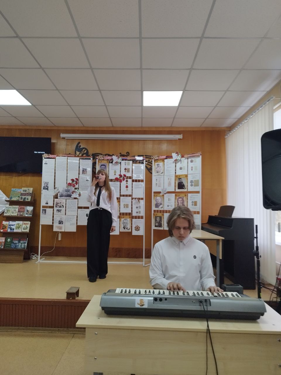 В Михайловке прошел торжественный концерт-лекция ко Дню освобождения района В Михайловке прошел торжественный концерт-лекция ко Дню освобождения района