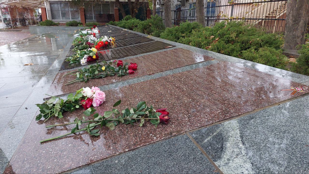 В Кирилловке почтили память погибших односельчан в годы Великой Отечественной войны В Кирилловке почтили память погибших односельчан в годы Великой Отечественной войны