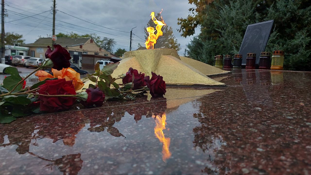 В Кирилловке почтили память погибших односельчан в годы Великой Отечественной войны В Кирилловке почтили память погибших односельчан в годы Великой Отечественной войны