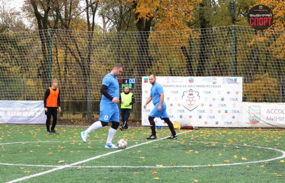 ���������� 5-�� �������� ��� ���� �� ����-������� 5�5, ����������� 80-����� ������ � ������� ������������� �����