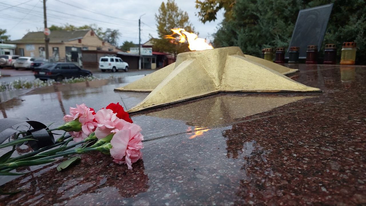 В Кирилловке почтили память погибших односельчан в годы Великой Отечественной войны В Кирилловке почтили память погибших односельчан в годы Великой Отечественной войны
