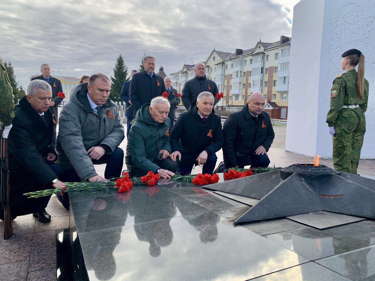 Виктор Емельяненко: В составе Комиссии Совета законодателей при Федеральном Собрании РФ по координации законотворческой деятельности и мониторингу законодательства продолжил работу в Тобольске Виктор Емельяненко: В составе Комиссии Совета законодателей при Федеральном Собрании РФ по координации законотворческой деятельности и мониторингу законодательства продолжил работу в Тобольске