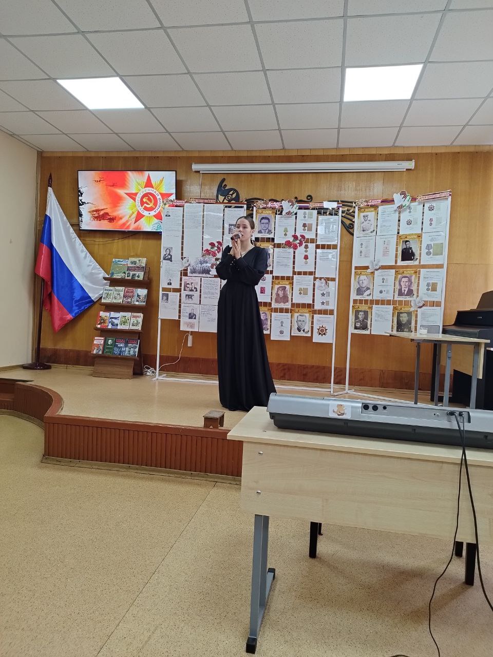 В Михайловке прошел торжественный концерт-лекция ко Дню освобождения района В Михайловке прошел торжественный концерт-лекция ко Дню освобождения района