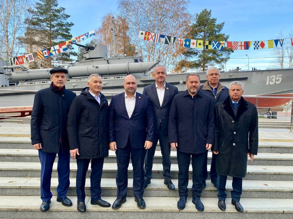 ������ �����������: � ������� �������� ������ ������������� �� �� ����������� ���������������� ������������ � �����������, ������ ������� � �������� ��������� � ������