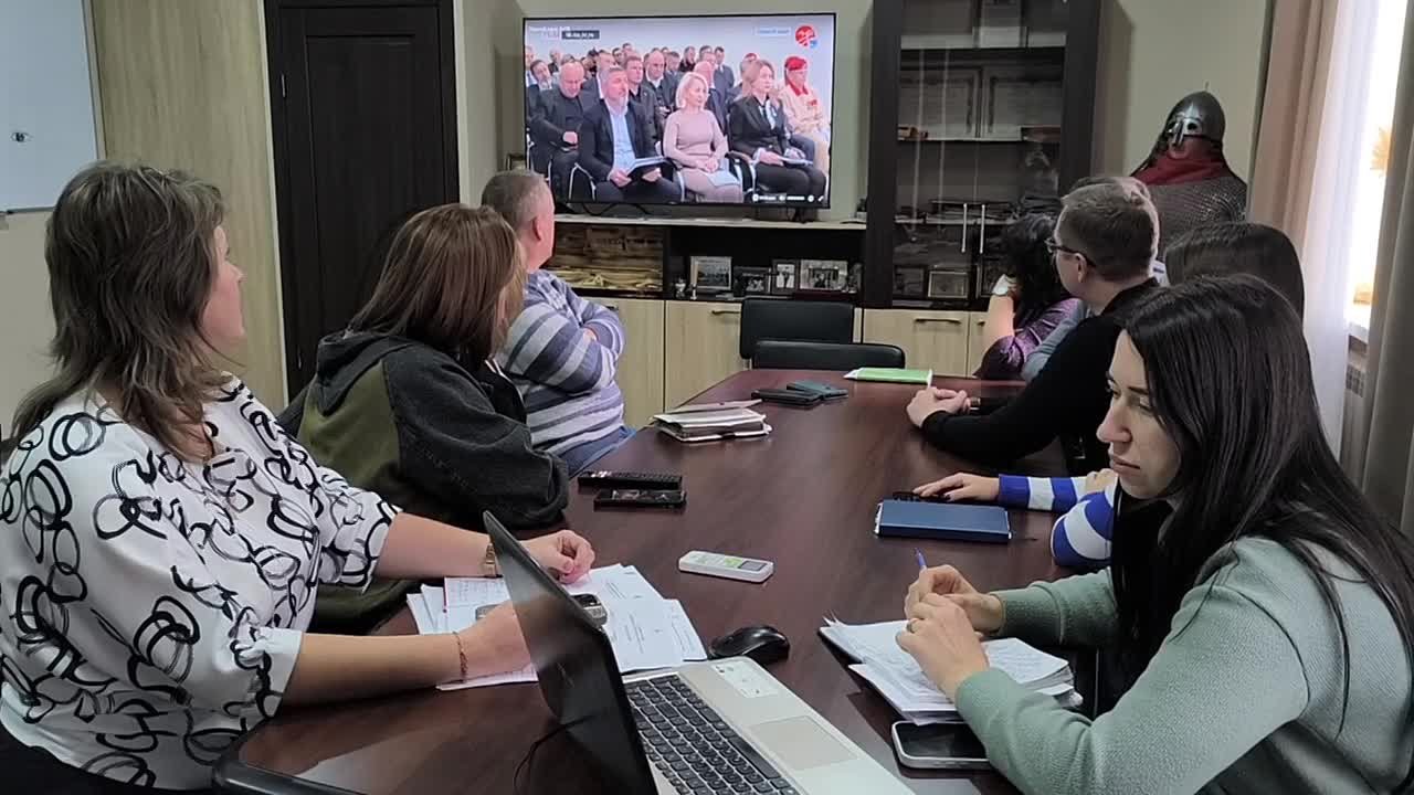 Акимовский муниципальный округ смотрит прямую линию Губернатора Запорожской области Евгения Балицкого