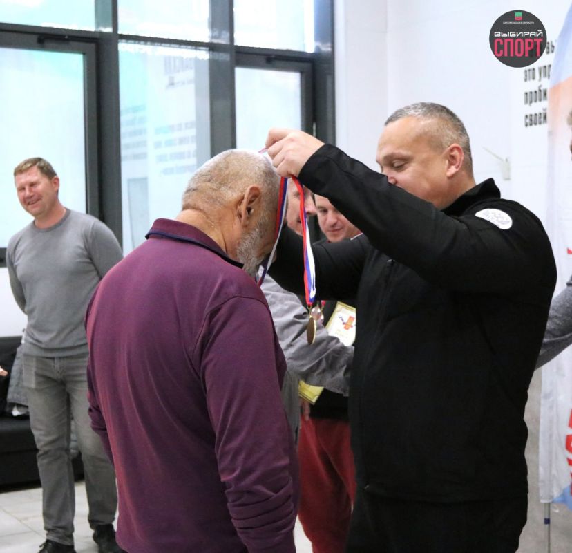 �����: 6-� ���� ����������� ����� ��������������� � ������������� �������� ����������� ������� ����������� 80-����� ������ � ������� ������������� �����