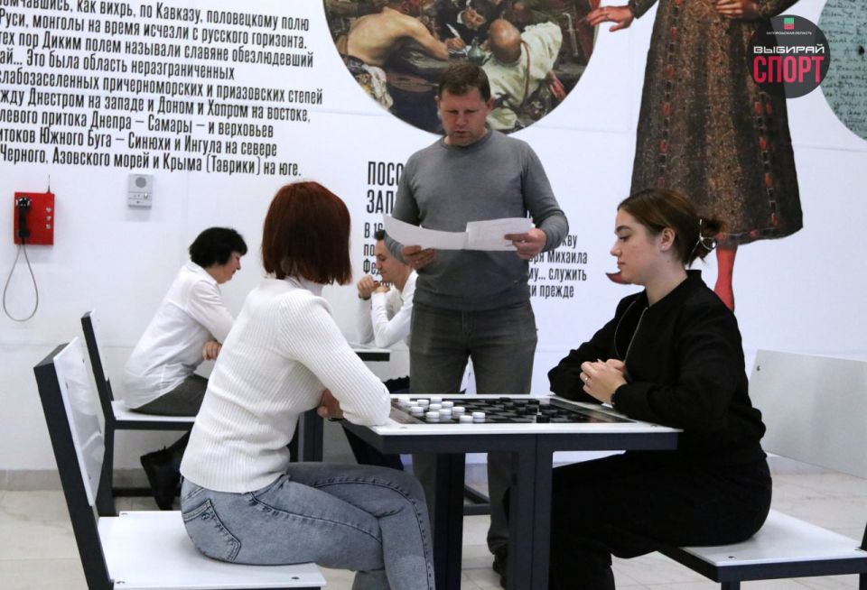 �����: 6-� ���� ����������� ����� ��������������� � ������������� �������� ����������� ������� ����������� 80-����� ������ � ������� ������������� �����