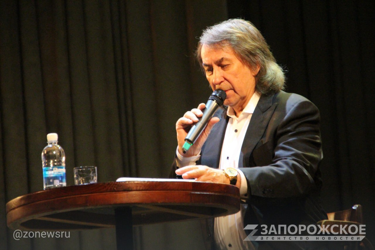 В Мелитополе прошел творческий вечер с продюсером, кинорежиссером, актером, президентом Гильдии каскадеров Союза кинематографистов России Александром Иншаковым В Мелитополе прошел творческий вечер с продюсером, кинорежиссером, актером, президентом Гильдии каскадеров Союза кинематографистов России Александром Иншаковым