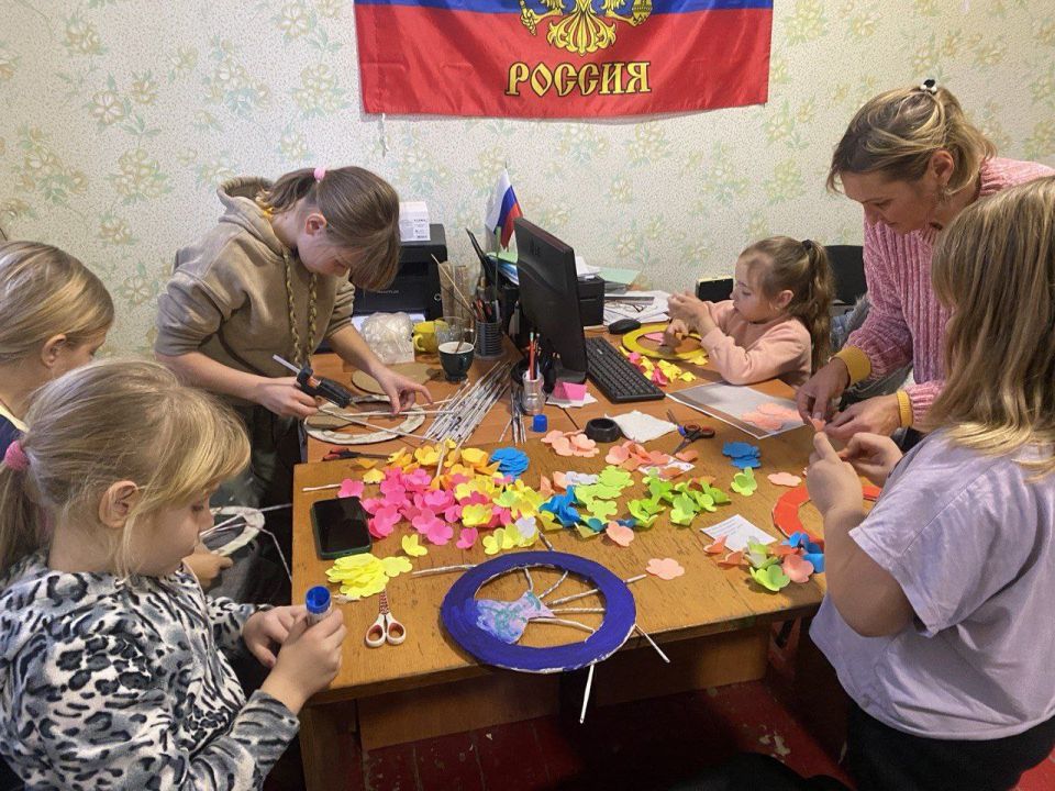 Розовский СДК, Атманайский СДК и Петровский СК присоединились к доброй акции "Подарок самым любимым", приуроченной ко Дню бабушек и дедушек Розовский СДК, Атманайский СДК и Петровский СК присоединились к доброй акции "Подарок самым любимым", приуроченной ко Дню бабушек и дедушек