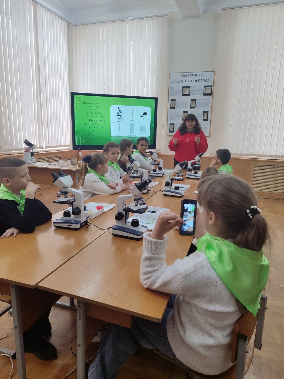 В МелГу состоялось открытие школы юного эколога, ученики, учителя и администрация Константиновской школы № 2 имени Героя Советского Союза П. Т. Одинца были приглашены на это увлекательное мероприятие В МелГу состоялось открытие школы юного эколога, ученики, учителя и администрация Константиновской школы № 2 имени Героя Советского Союза П. Т. Одинца были приглашены на это увлекательное мероприятие