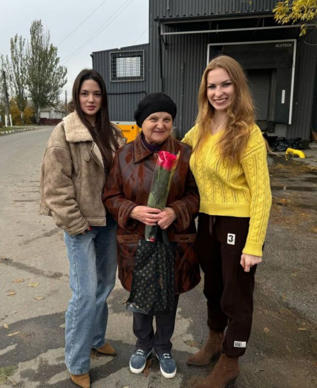 «Бабушки и дедушки — это корни семьи, которые дают нам крылья.»