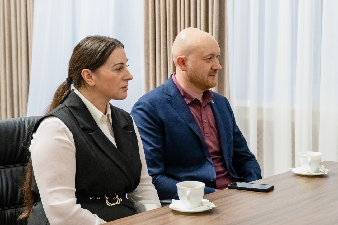 Сергей Золотарёв: Провел рабочую встречу с представителями ПАО «Сбербанк России» Сергей Золотарёв: Провел рабочую встречу с представителями ПАО «Сбербанк России»