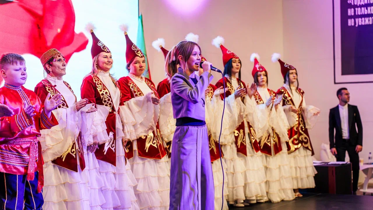 В Мелитополе состоялся первый Запорожский форум национального единства В Мелитополе состоялся первый Запорожский форум национального единства