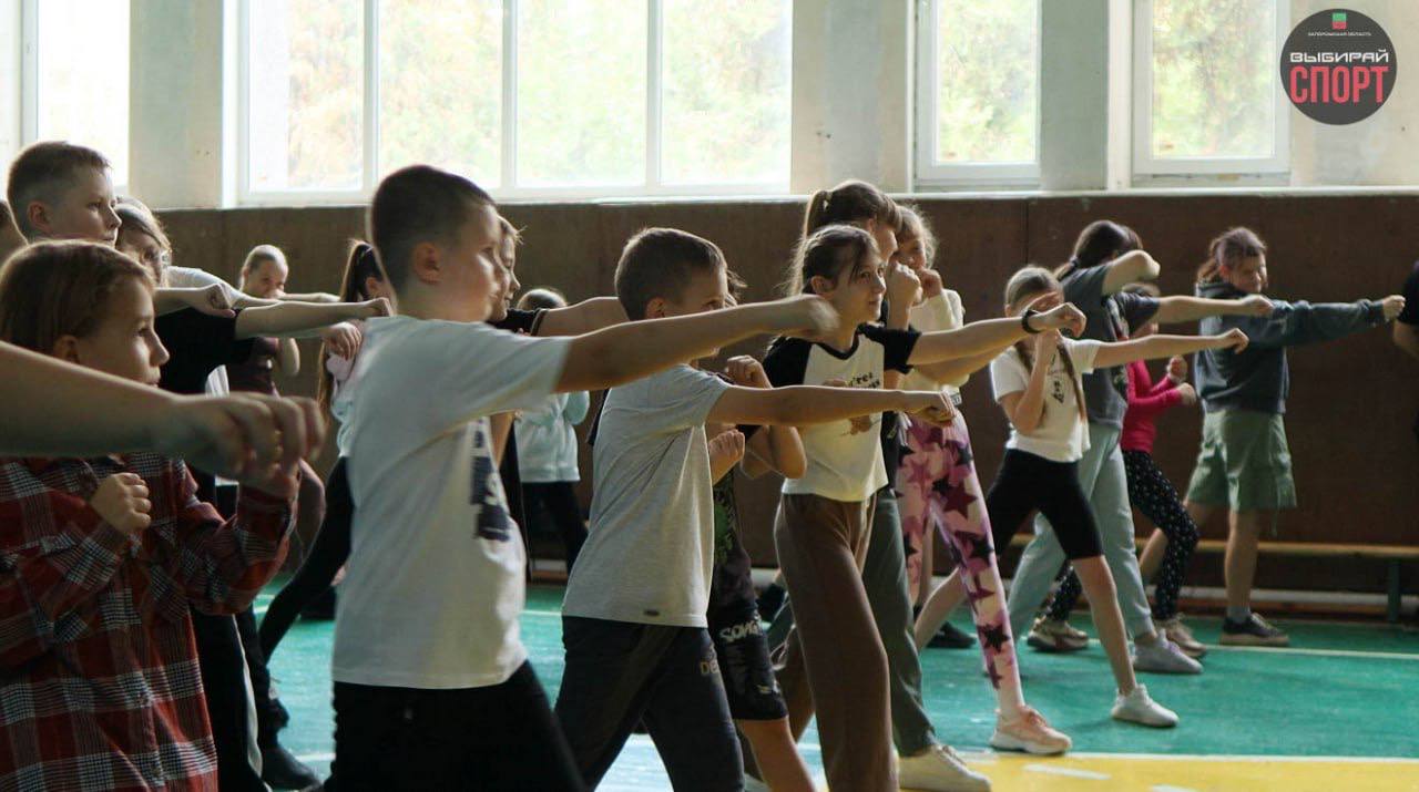 Мастер-класс по муай-тай прошел в СОШ №1 г.Мелитополь! Мастер-класс по муай-тай прошел в СОШ №1 г.Мелитополь!