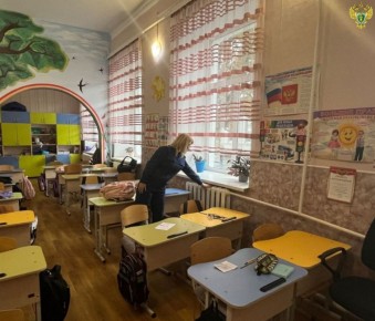 Прокуратура проверила температурный режим в образовательных учреждениях Каменско-Днепровского МО