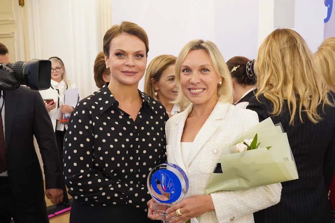 Статс-секретарь – заместитель Министра обороны РФ, председатель фонда «Защитники Отечества» Анна Цивилева приняла участие в церемонии награждения конкурса «Женщины за сохранение традиций»