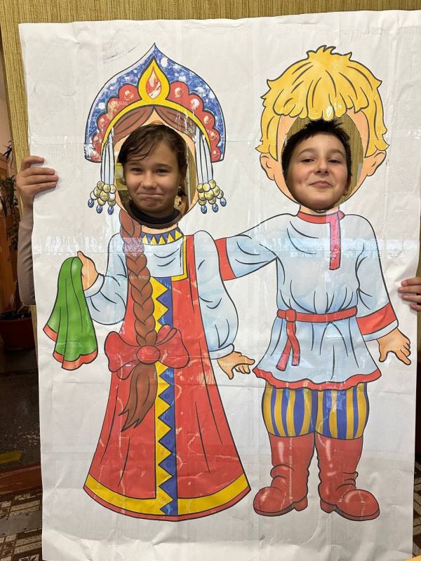 Мероприятие ко Дню Народного Единства "Мы едины!" Мероприятие ко Дню Народного Единства "Мы едины!"