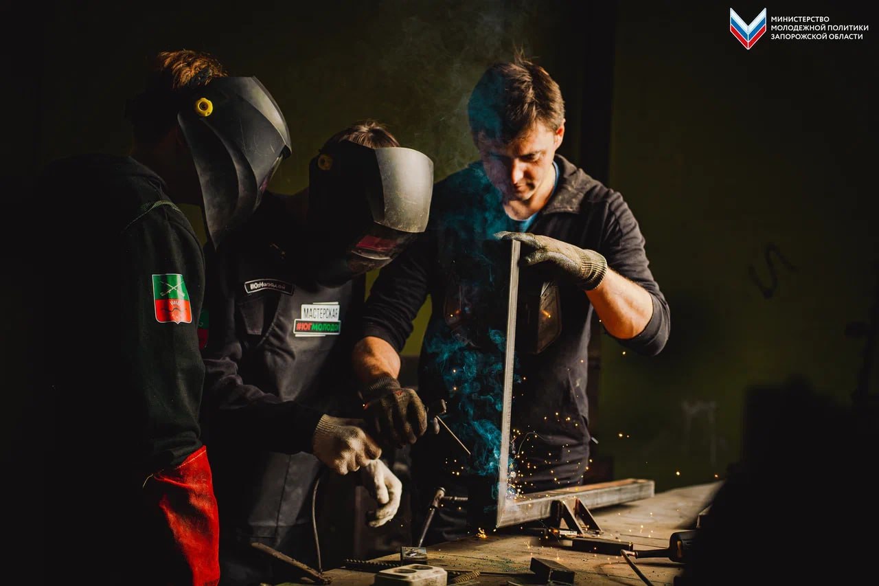 Мастерская #ЮгМолодой набирает обороты и продолжает принимать творческую молодёжь! Мастерская #ЮгМолодой набирает обороты и продолжает принимать творческую молодёжь!