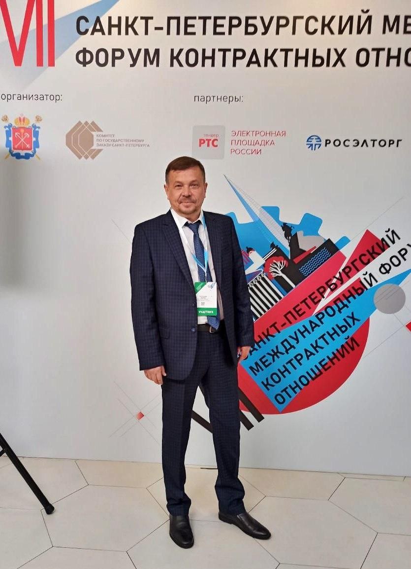 Игорь Гагаринов: Кировские шефы проведут обучение работников госучреждений Веселовского округа по 44-ФЗ