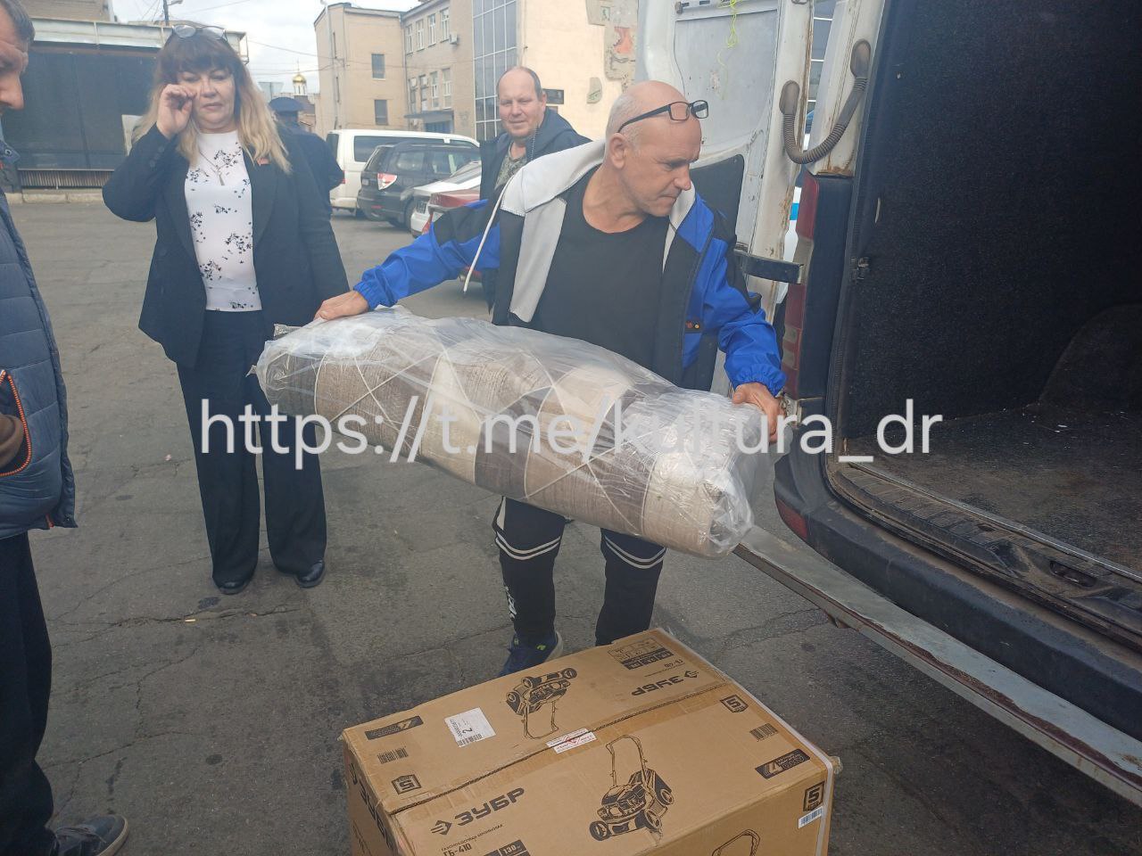 Мы хотим выразить нашу искреннюю благодарность Грибачёвой Анне Валерьевне, депутату Васильевского окружного совета первого созыва, а также Благотворительному фонду "Социальное благополучие Спасского района Республики...