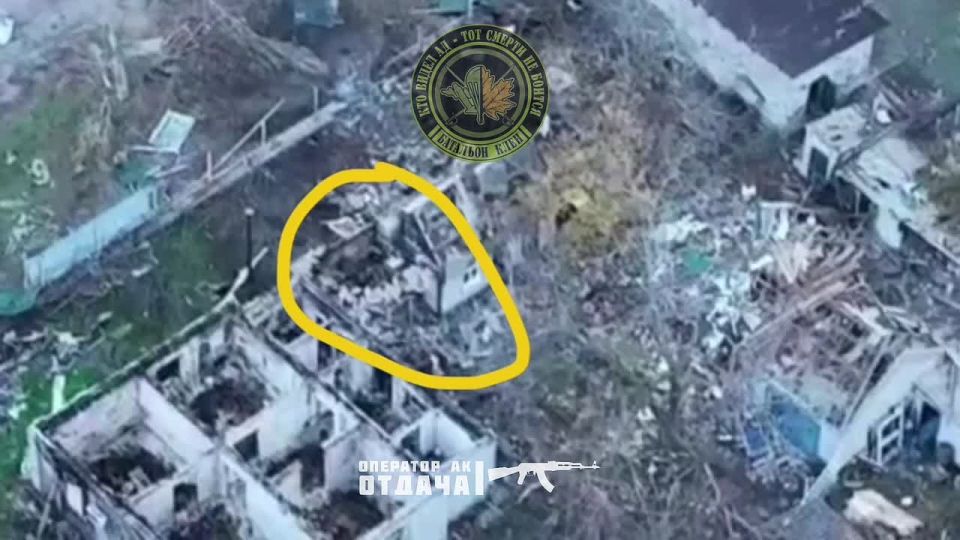 Объективный контроль боевой работы операторов 247 ДШП батальона "Клён" по уничтожению пункта управления БПЛА противника в н.п. Степногорск, Запорожское направление