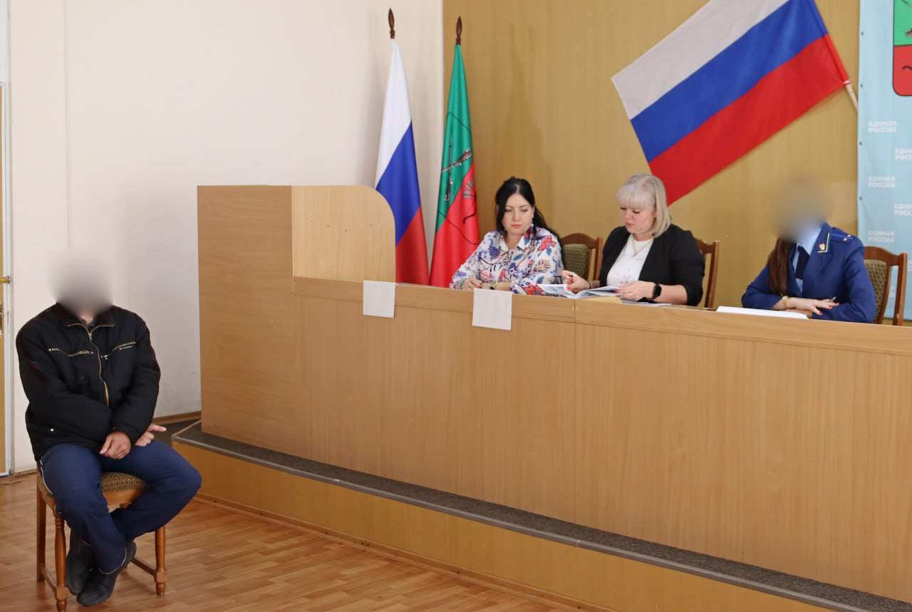 Состоялось очередное заседание комиссии по делам несовершеннолетних Состоялось очередное заседание комиссии по делам несовершеннолетних