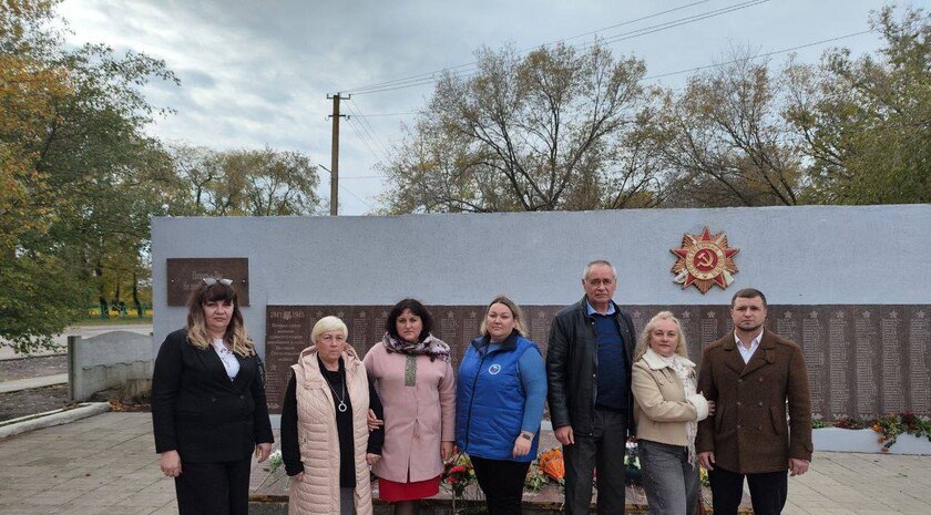 В Балках в 82-ю годовщину освобождения от фашистов почтили память защитников Родины
