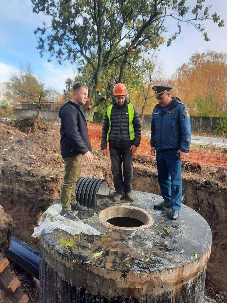 В Днепрорудном ведутся работы по усилению противопожарной безопасности города