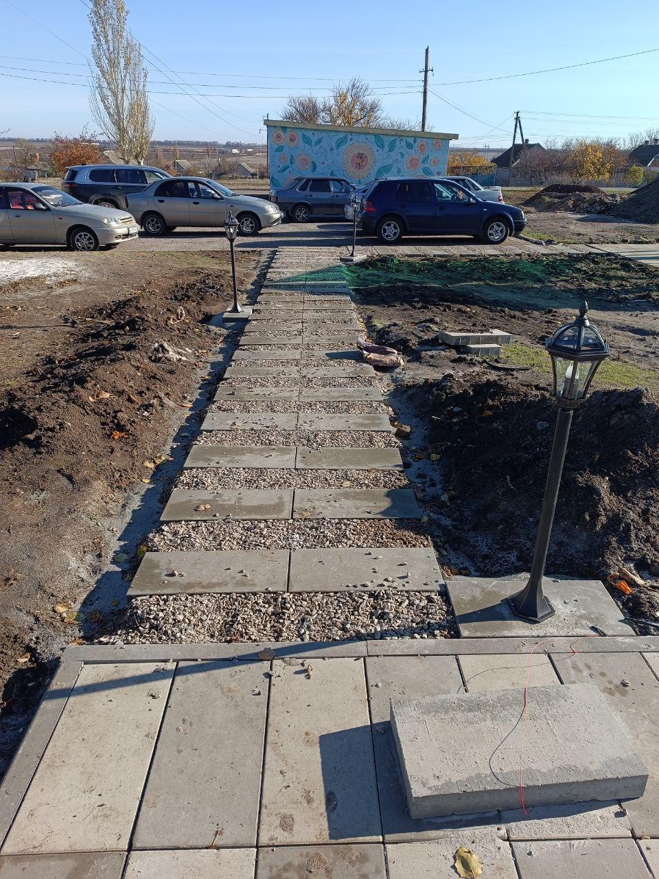 Ярославская область завершает благоустройство территории у Дома культуры в Новоданиловке Ярославская область завершает благоустройство территории у Дома культуры в Новоданиловке