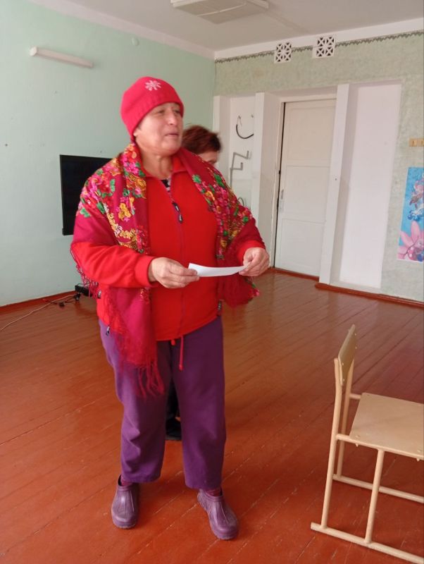 "Осенние посиделки". В Шевченковском сельском Доме культуры в женском клубе "Весёлые соседки" состоялась очередная встреча "Осенние посиделки". Когда урожай был убран и можно было немного отдохнуть от работ на земле... "Осенние посиделки". В Шевченковском сельском Доме культуры в женском клубе "Весёлые соседки" состоялась очередная встреча "Осенние посиделки". Когда урожай был убран и можно было немного отдохнуть от работ на земле...