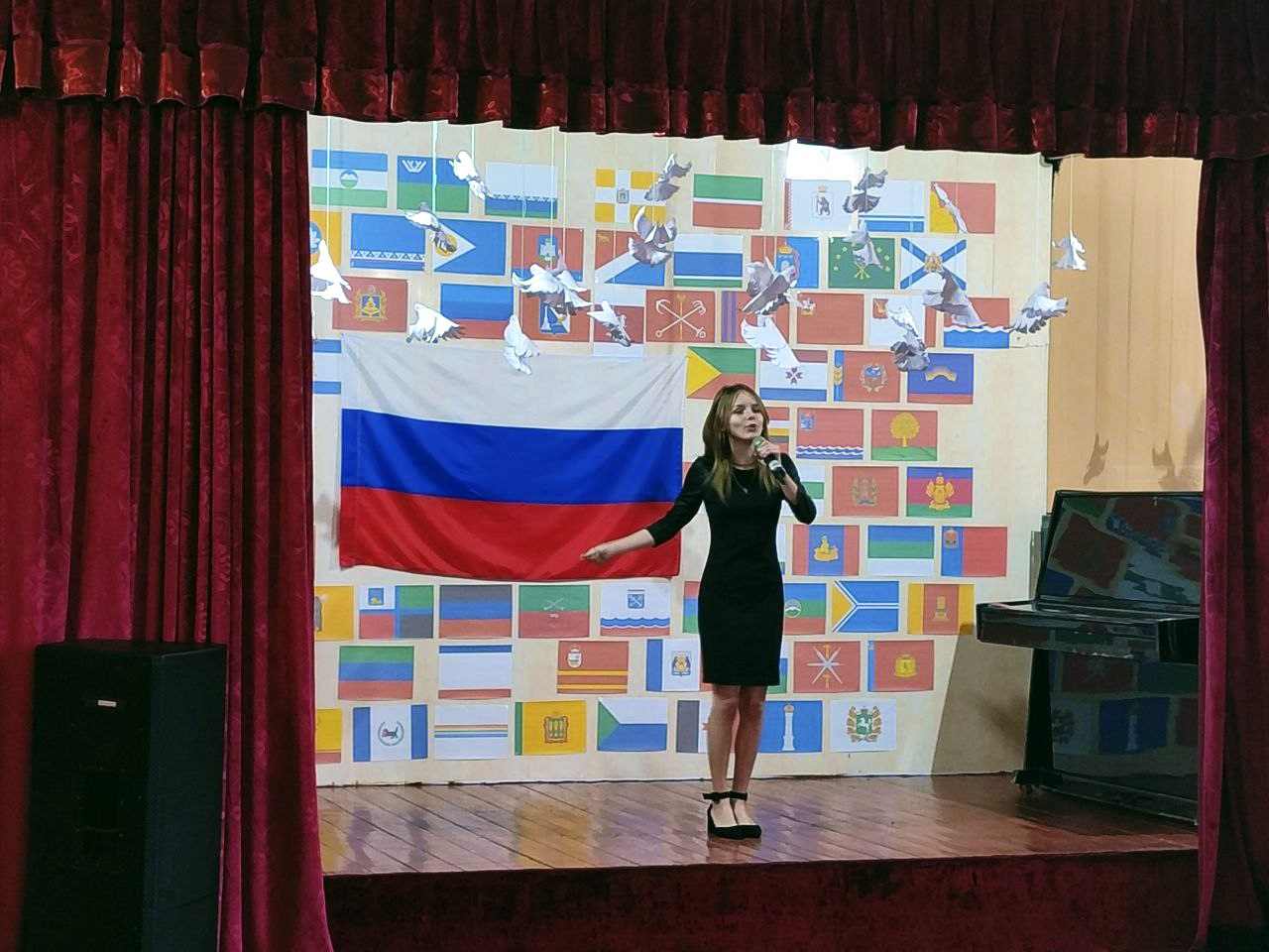 Артисты из Плодородного выступили в Новобогдановке на концерте в честь Дня народного единства Артисты из Плодородного выступили в Новобогдановке на концерте в честь Дня народного единства