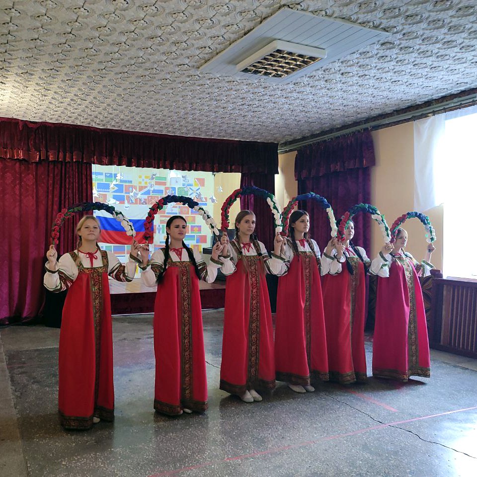 Артисты из Плодородного выступили в Новобогдановке на концерте в честь Дня народного единства Артисты из Плодородного выступили в Новобогдановке на концерте в честь Дня народного единства