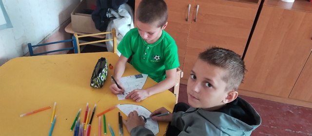 В Орлянской средней общеобразовательной школе прошло тематическое занятие «Друг в беде не бросит» В Орлянской средней общеобразовательной школе прошло тематическое занятие «Друг в беде не бросит»